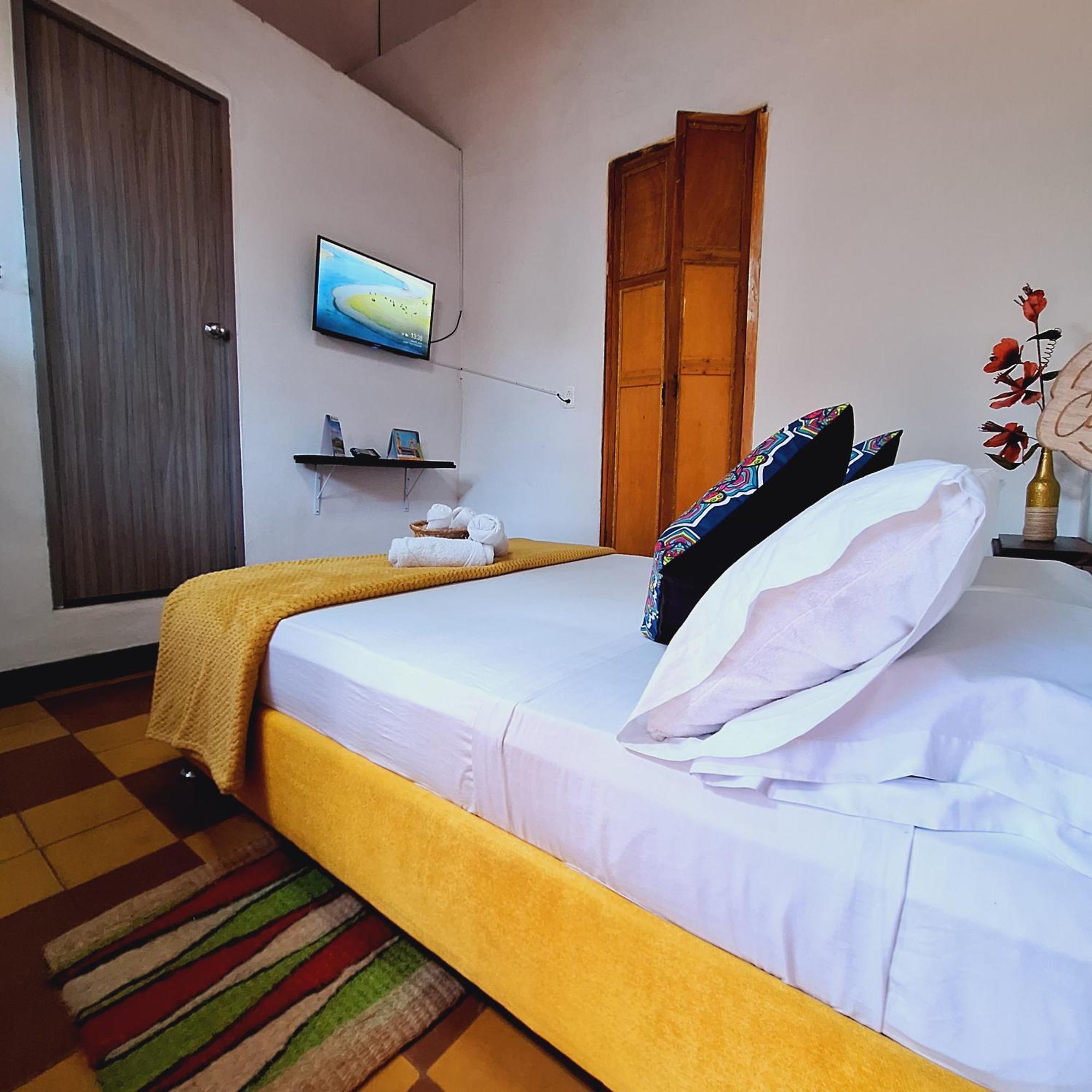 Hostal Colombian Gold Сан-Хиль Экстерьер фото
